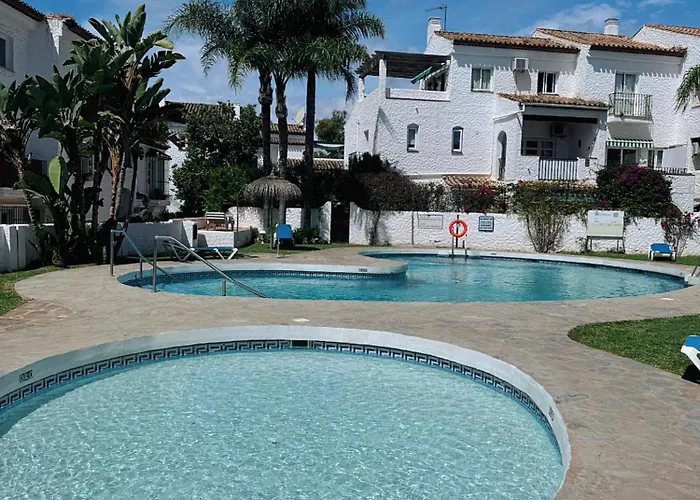 2 Bed In Bena Vista, Estepona
