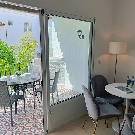 Modern 2 Bed Apartment In Benavista, Pool & Terrace * 에스테포나