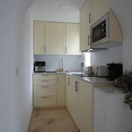 2 Bed In Bena Vista, * Estepona