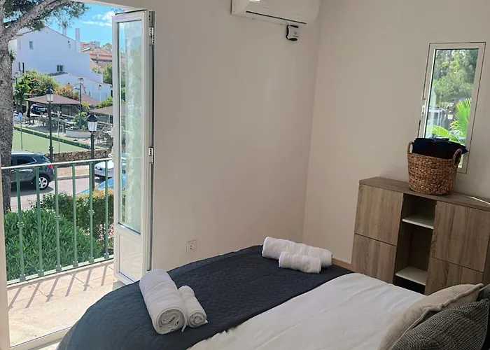Apartment 2 Bed In Bena Vista, Estepona